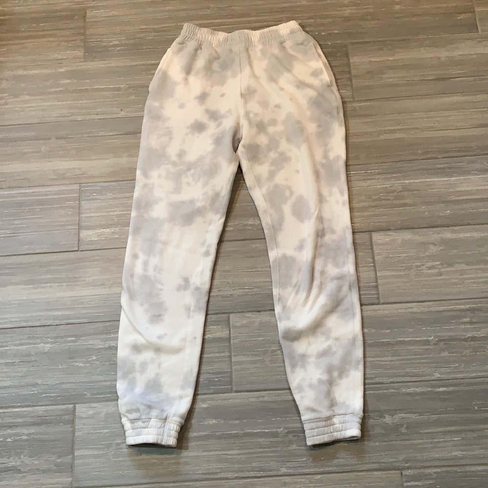 BRAND NEW Abercombie sweatpants
